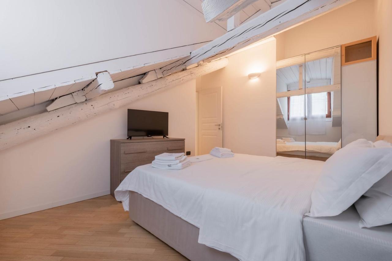 Brera Flat Near Duomo Apartment มิลาน ภายนอก รูปภาพ